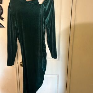 Elegant Green Velvet Dress